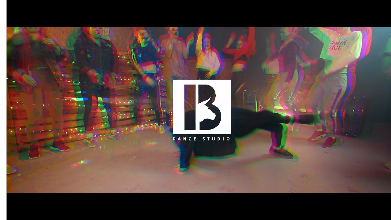 13 DANCE STUDIO