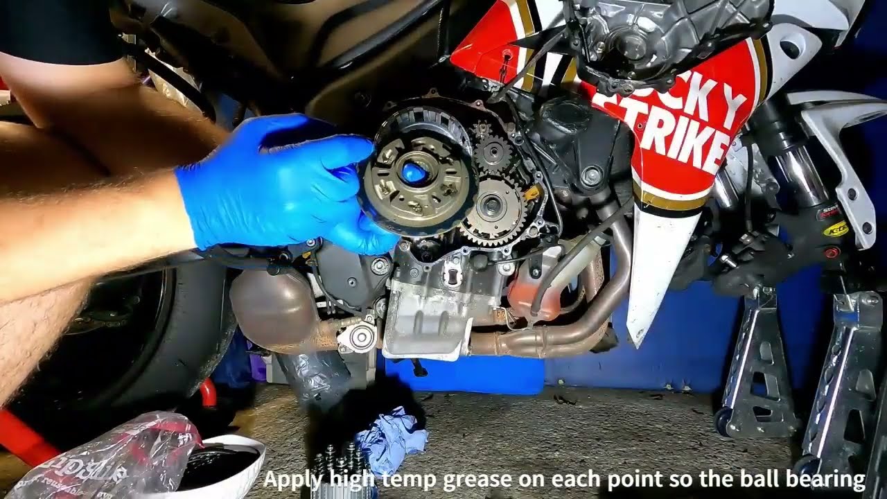 How to install an STM Slipper Clutch Honda CBR600RR stops rear lock up! Tested at Snetterton