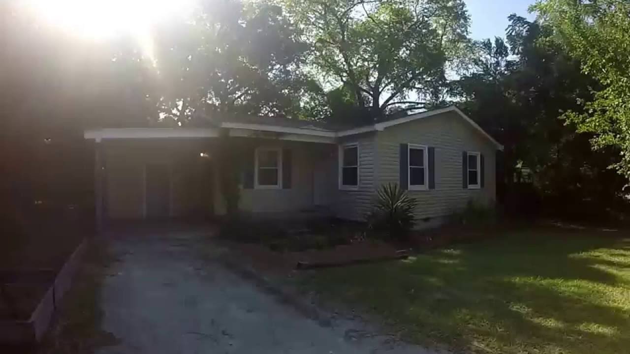 103 S. Wallace