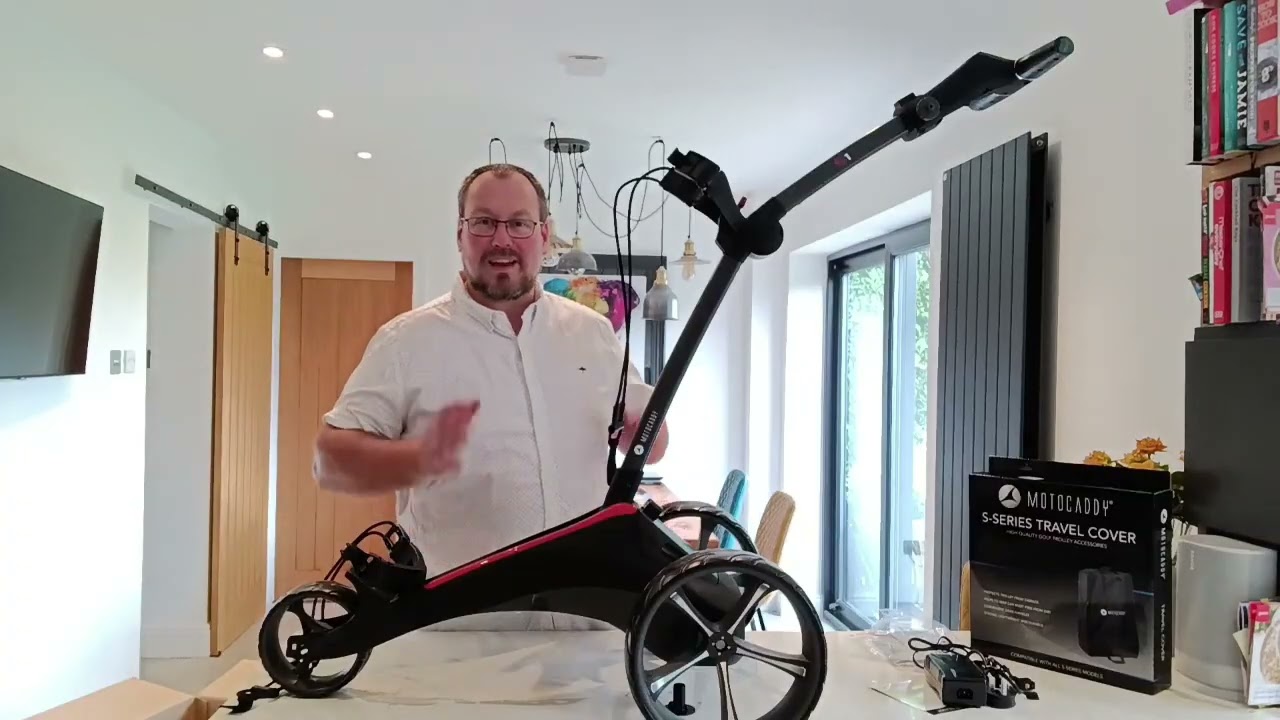 Motocaddy S1 2022 golf trolley, unboxing and first thoughts.