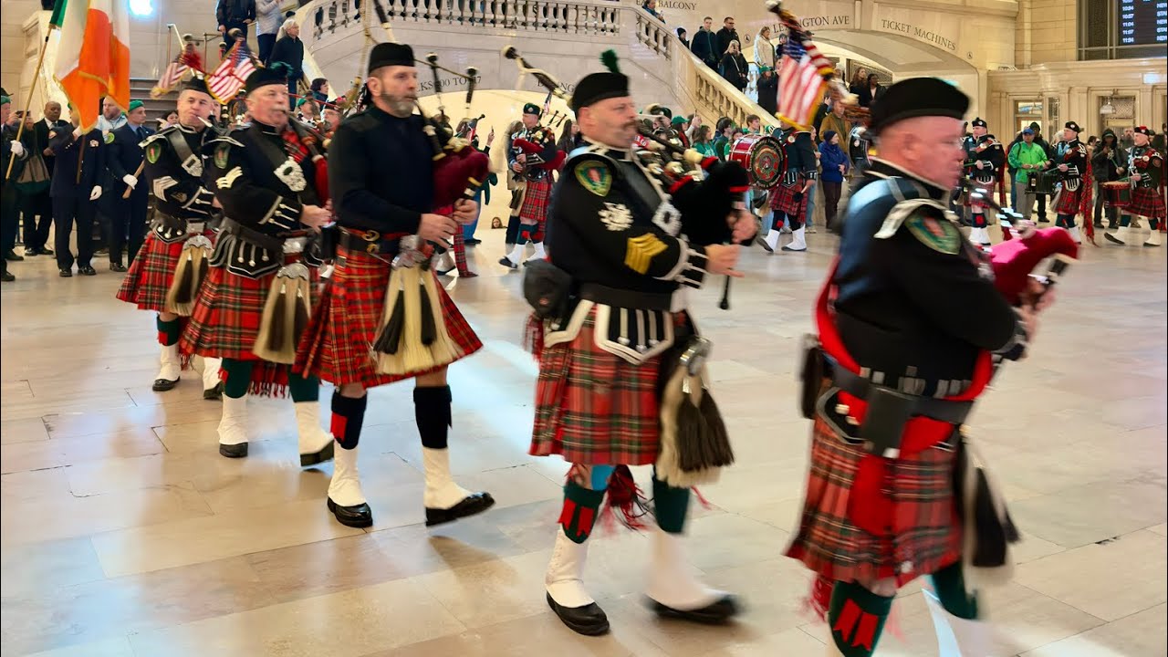 Westchester Firefighters Pipes & Drums at Grand Central Terminal, New York City ☘️ St Patrick’s Day 
