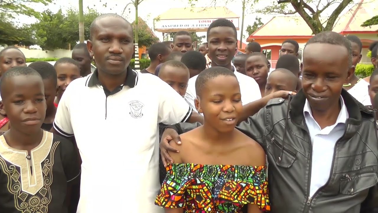 Ellen White P/s Semuto Yetise Nakaseke mu Bya P7. Okujjaganya kutandise.