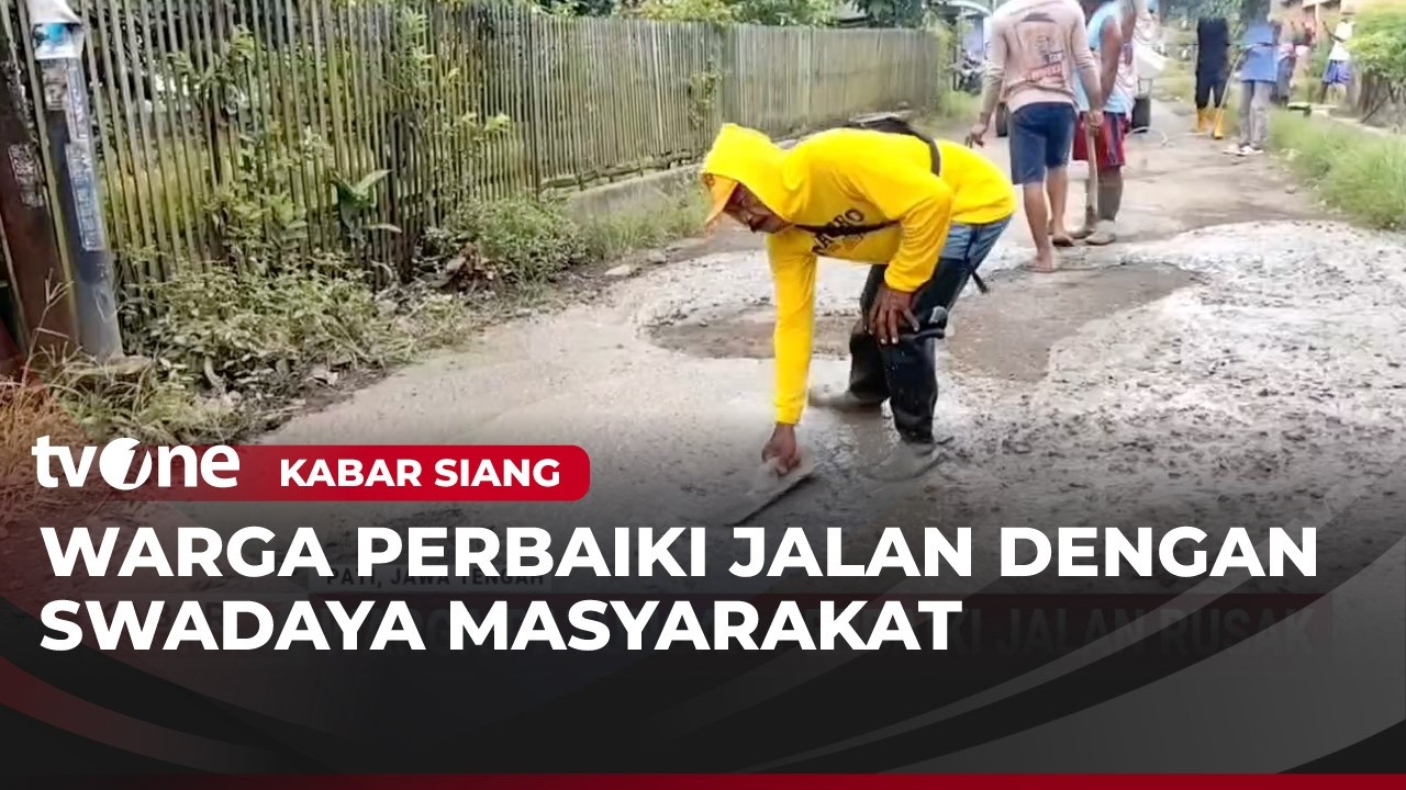 Warga Pati Patungan Perbaiki Jalan Rusak | Kabar Siang