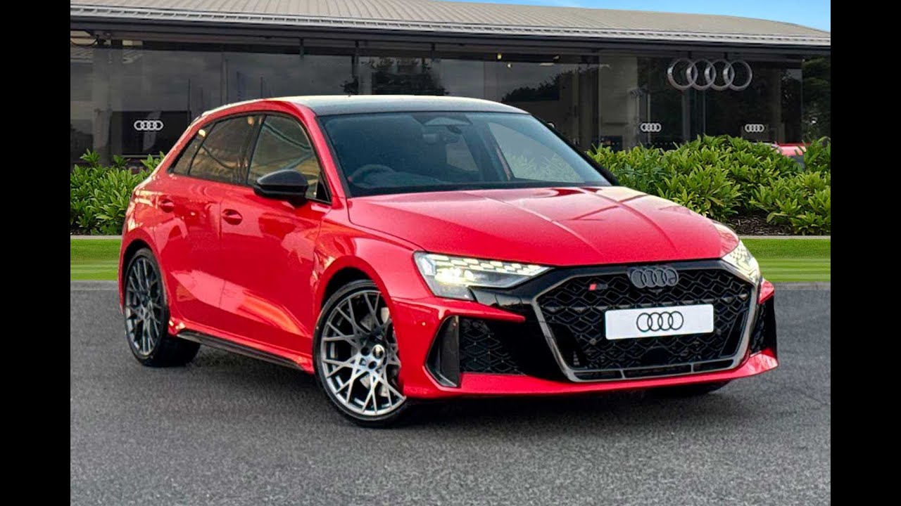 Совершенно новый Audi RS3 2.5 Carbon Black Sportback S Tronic quattro | Carlisle Audi | WUAZZZGY5...