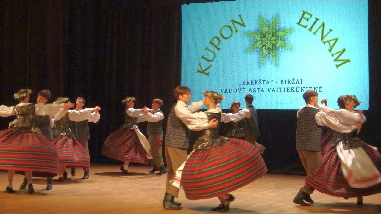 XI respublikinis jaunimo liaudi&scaron;kų &scaron;okių kolektyvų festivalis &bdquo;Pakol jauni&ldquo;