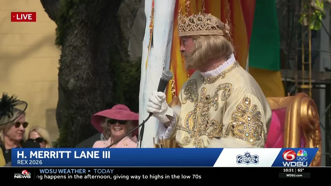 Rex, King of Carnival toasts his queen