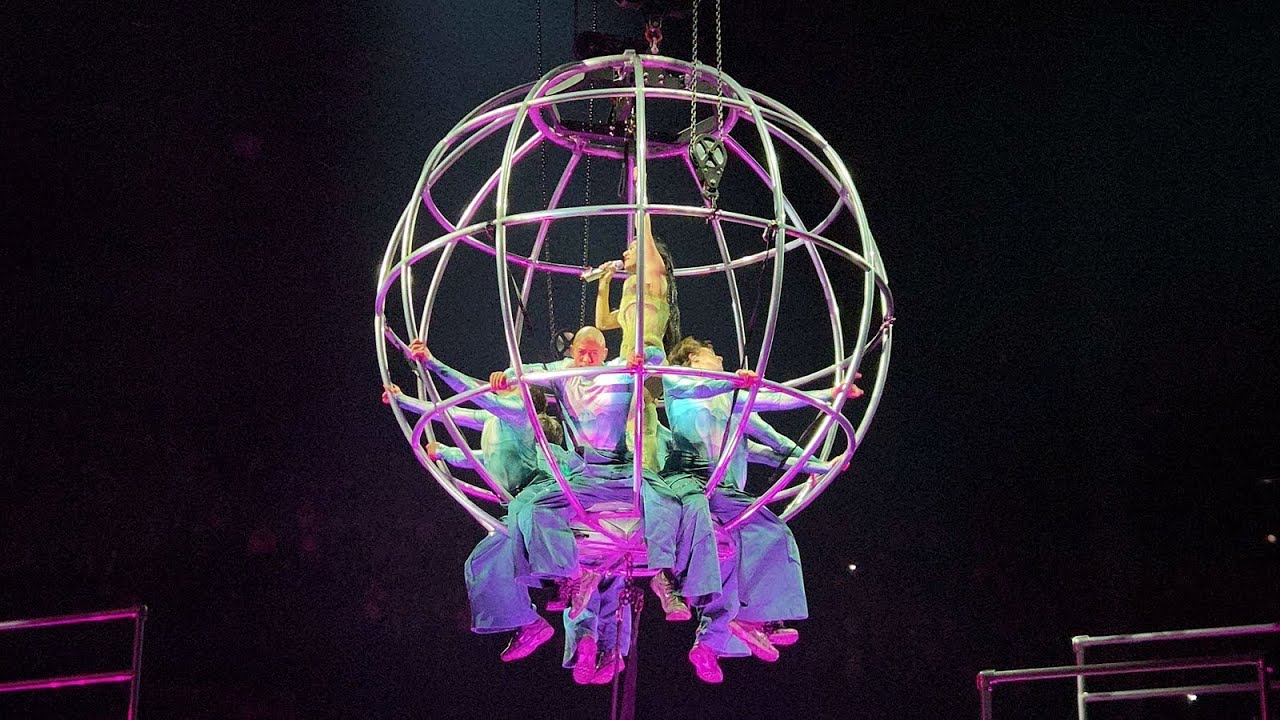 Katy Perry Concert — The Lifetimes Tour (Paris October 2025)