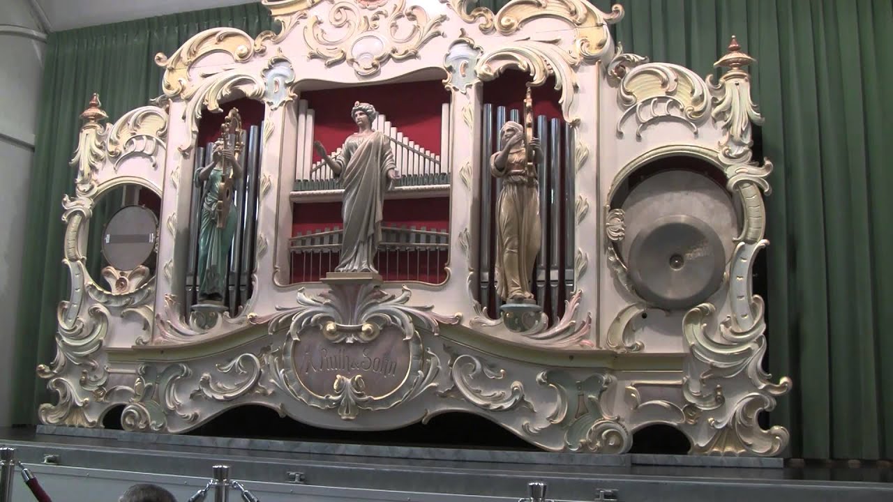 38er Ruth van R. Vader tijdens kermisorgel weekend fam. de Voer 9-11-2013