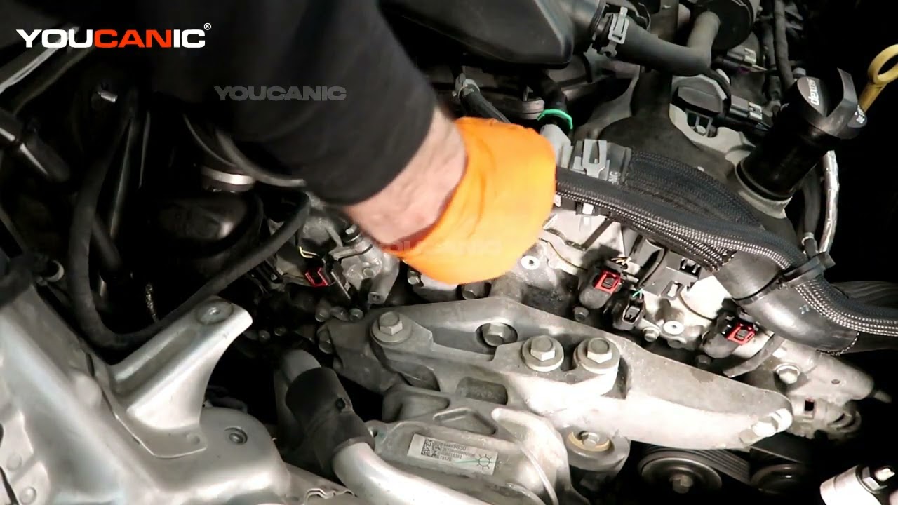 Расположение датчика положения впускного и выпускного распредвала GM Buick, блок 1 или блок 2.