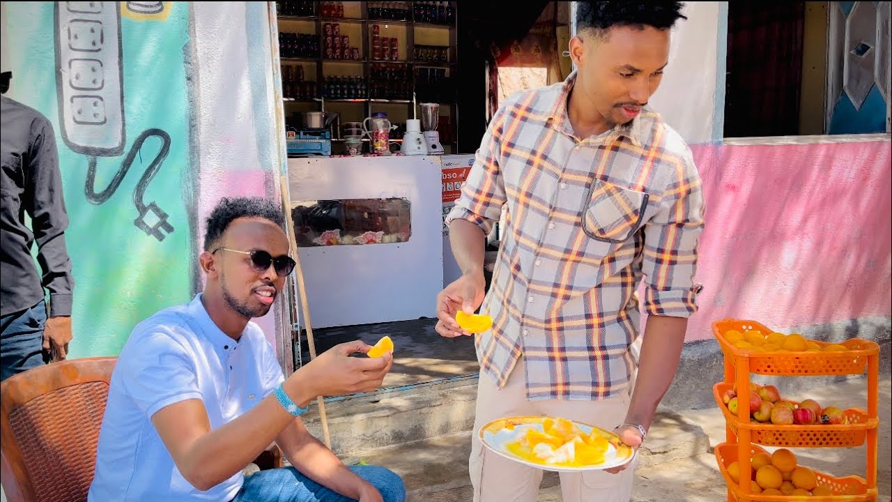 Cuntada Wadooyinka iyo Awbare| Street Foods in Awbare|