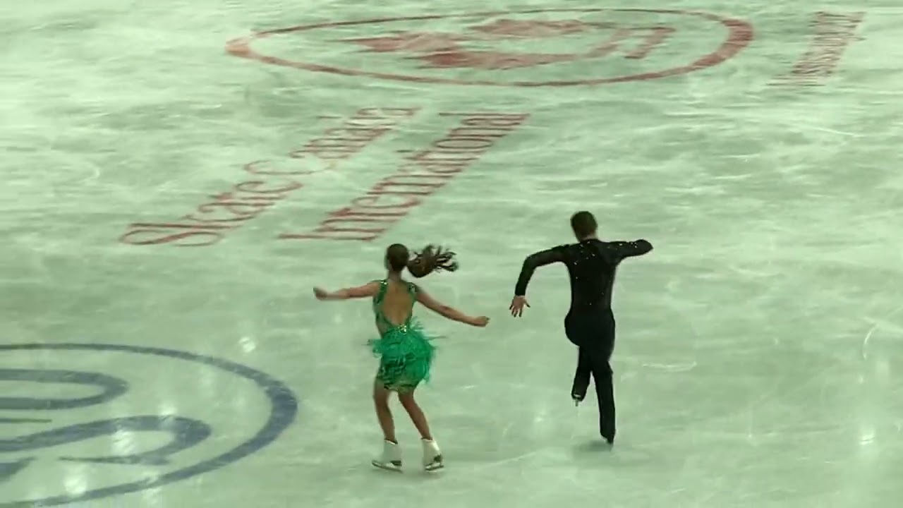 2022 Skate Canada International. Rhythm Dance. Lilah Fear/ Lewis Gubson