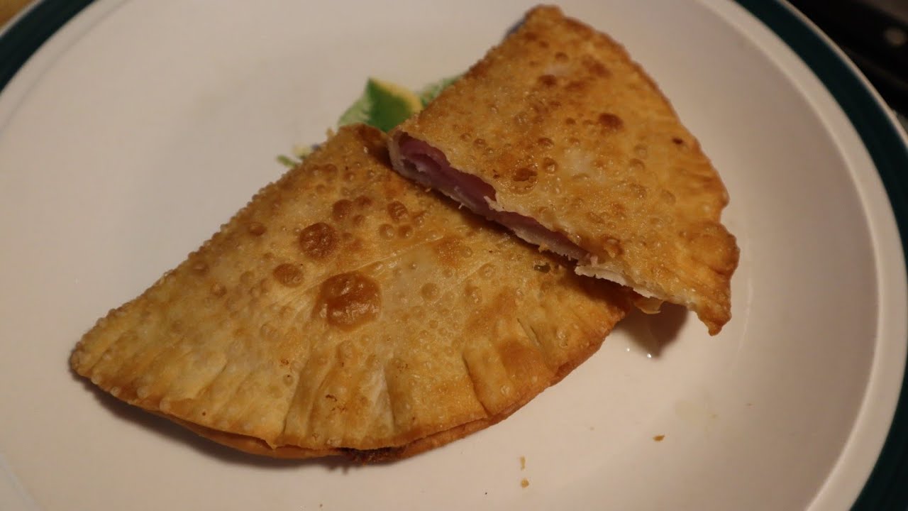 How to make pastelillos (empanadas)