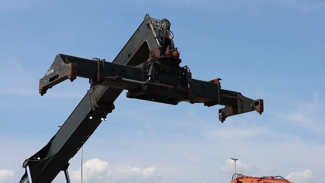 BZ27 Kalmar DRG450-70S5XS; year 2019