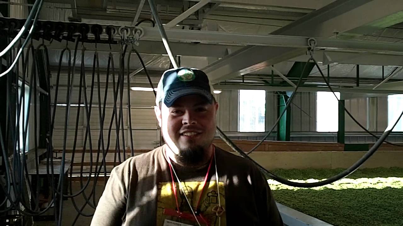 Hop processing.