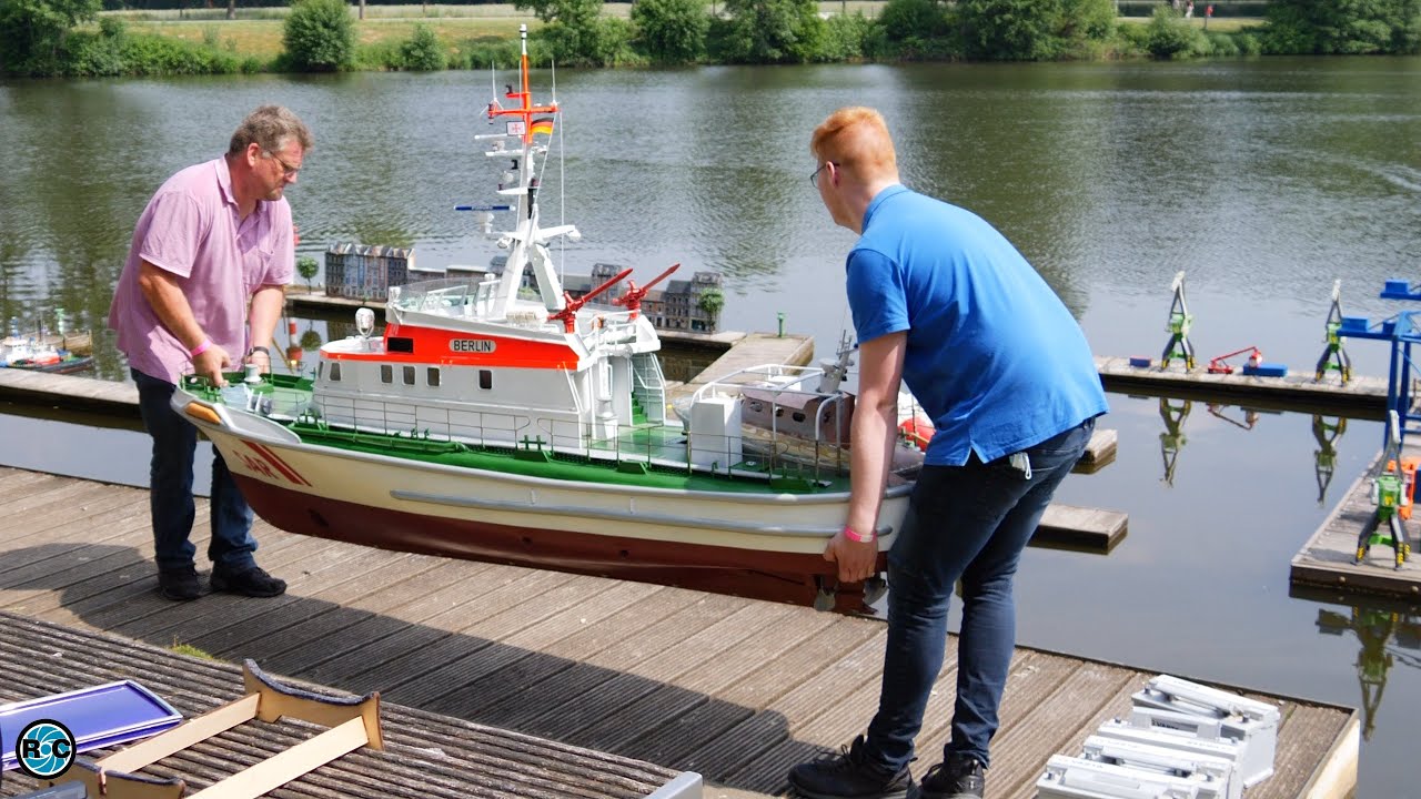 UNIQUE BIG SCALE SAR RESCUE BOATS IN ACTION! SMC IBBENBÜREN @TomBikonkav