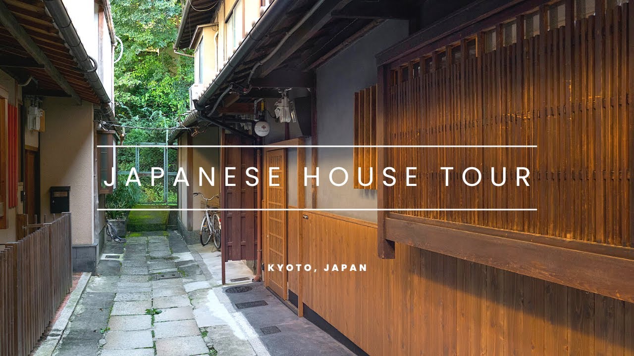 Traditional Japanese house tour - Kiyomizu Temple Area in Kyoto, Japan