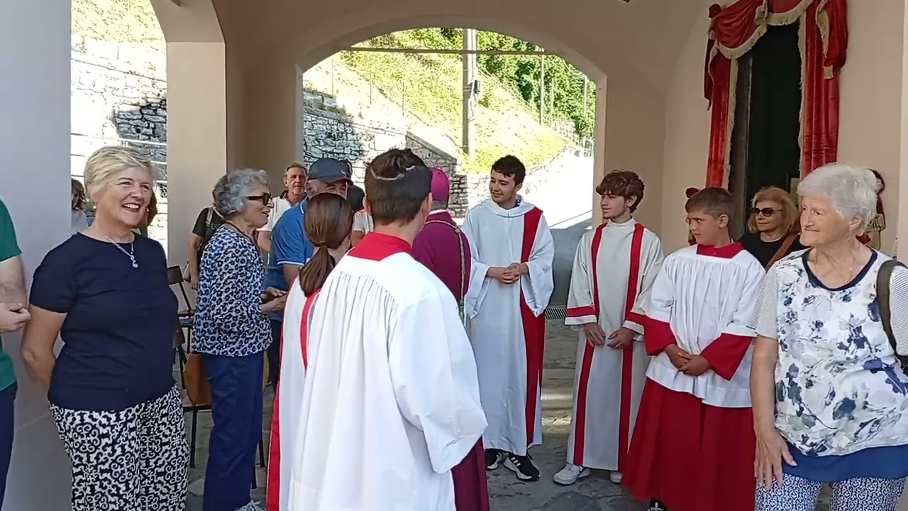 L'arrivo dell' Arcivescovo Delpini a Morterone 