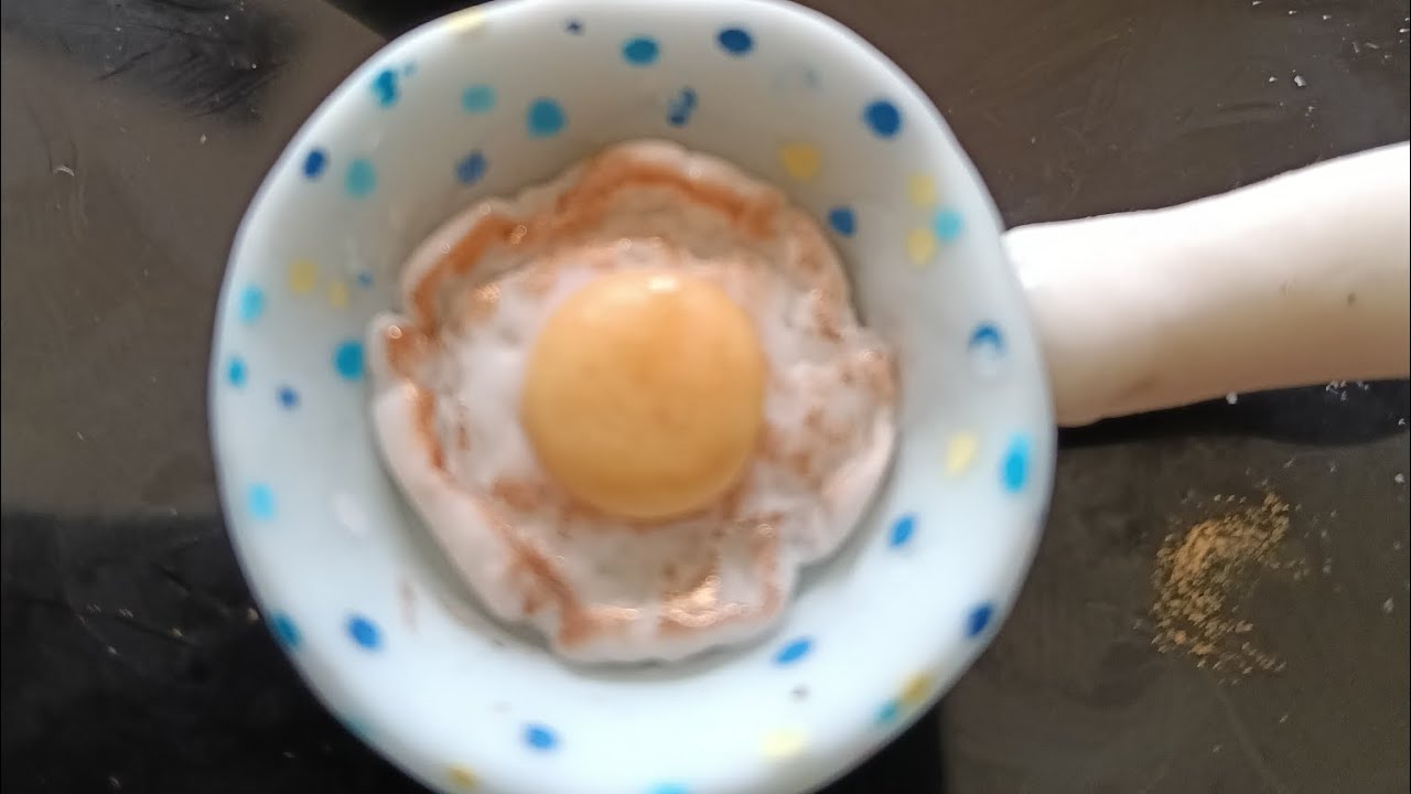 Aretitos de porcelana fría 🍳                         sartén con huevito 🍳