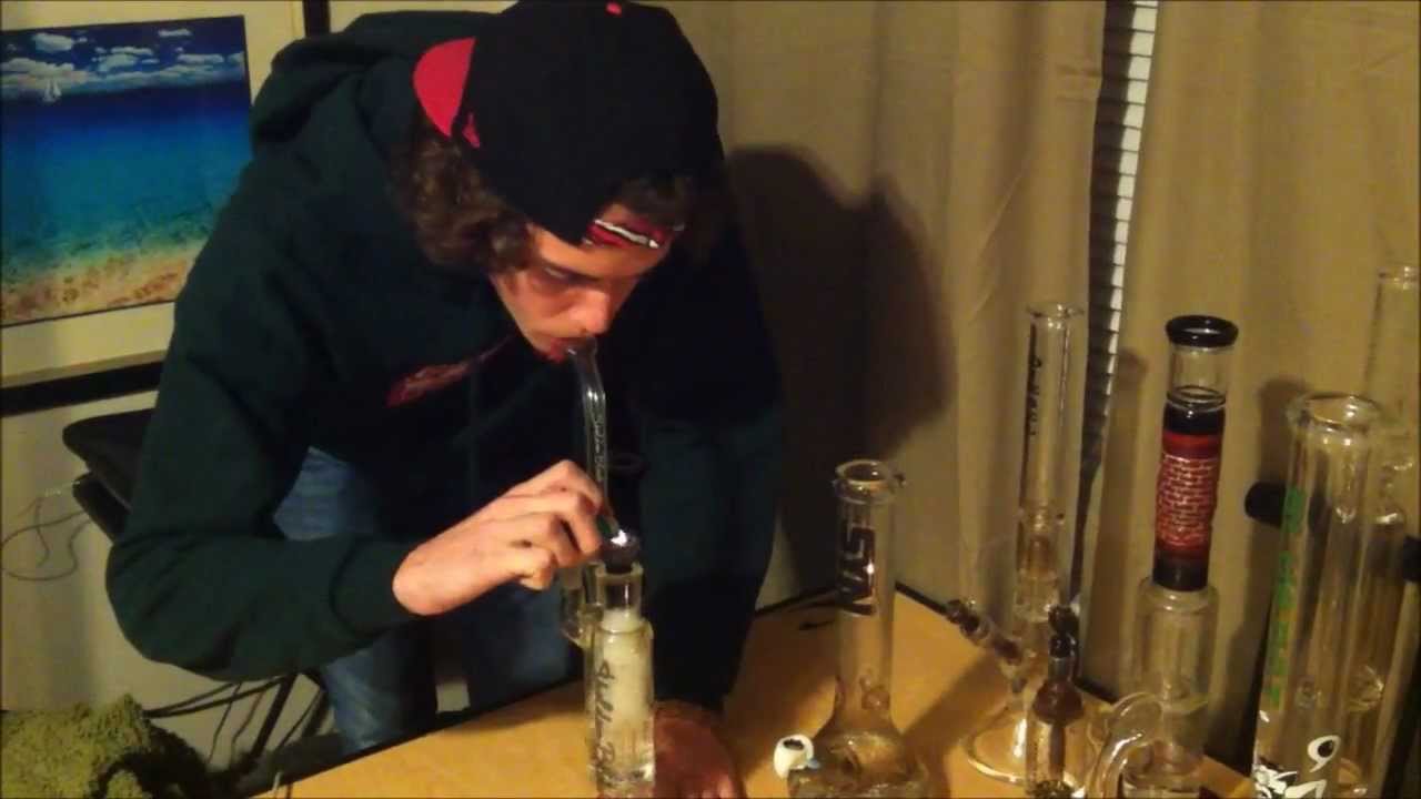 13 Bong Gauntlet!