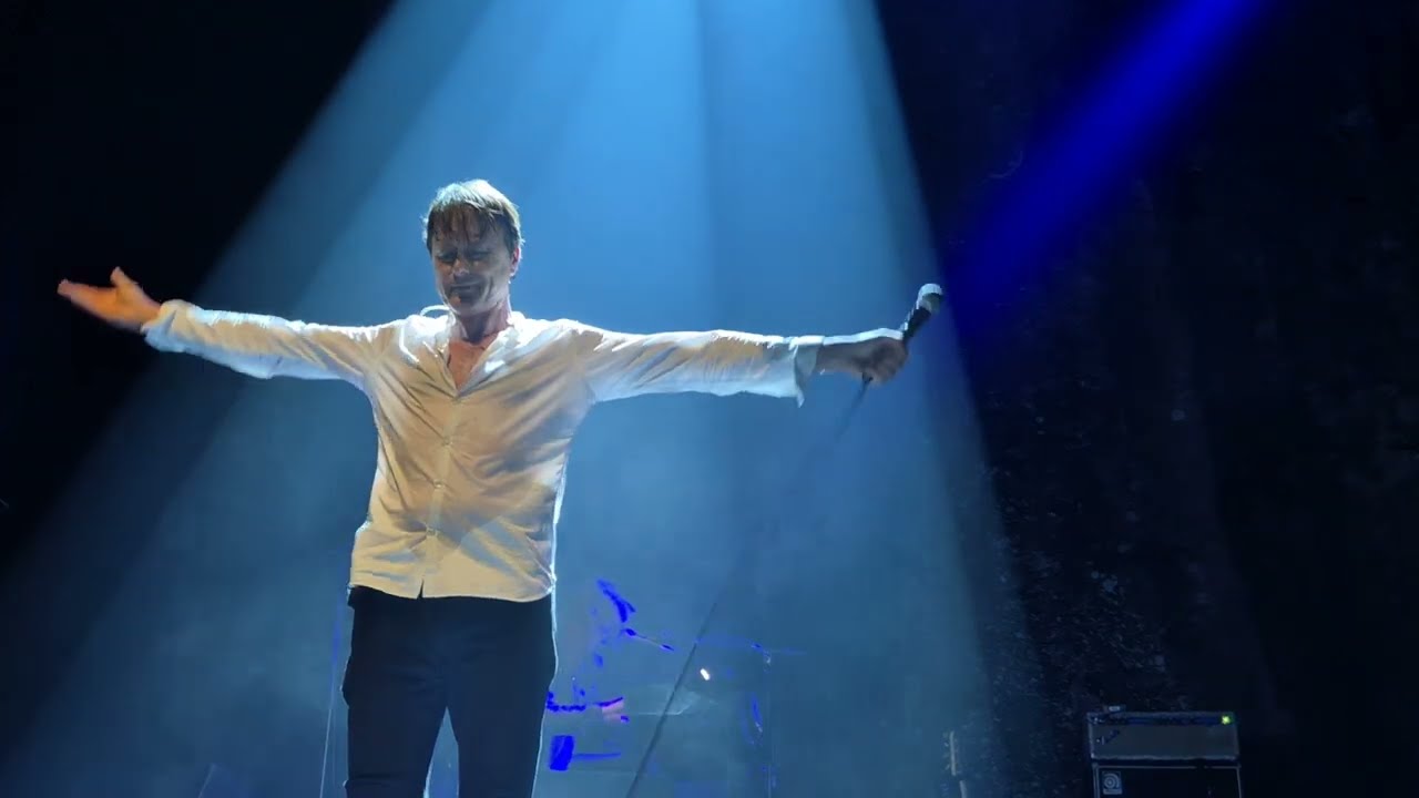 Suede, 'Obsessions' @ Cliffs Pavilion, Southend, 20.02.26