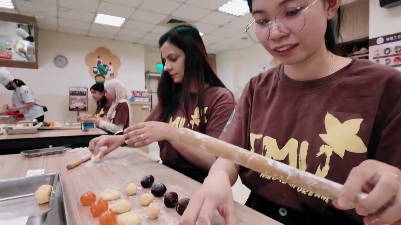 2024 TMU ESP Vlog #06 | 蛋黃酥製作+士林官邸 | Egg yolk pastry DIY + Shilin Residence | 臺北醫學大學 2024年 新南向菁英研習計畫