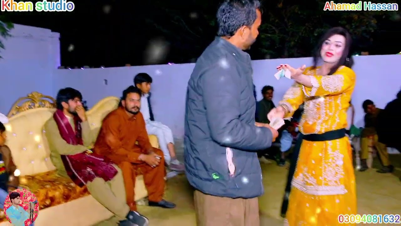 @kala mera gajra wech change bawan de new mujra dance 2026 khan studio 143