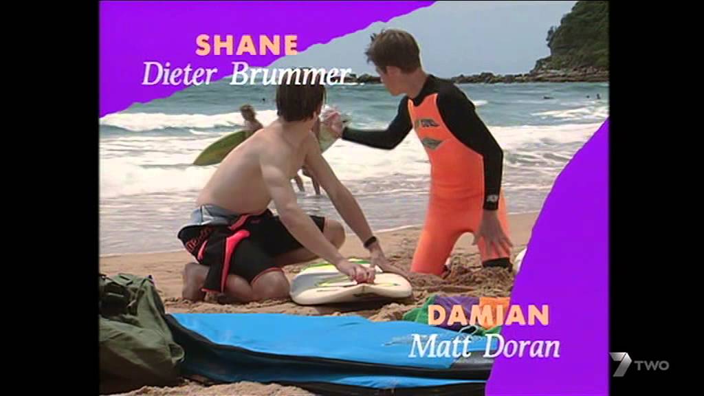 Home and Away - 1993 Opening Titles (Set 1) HQ