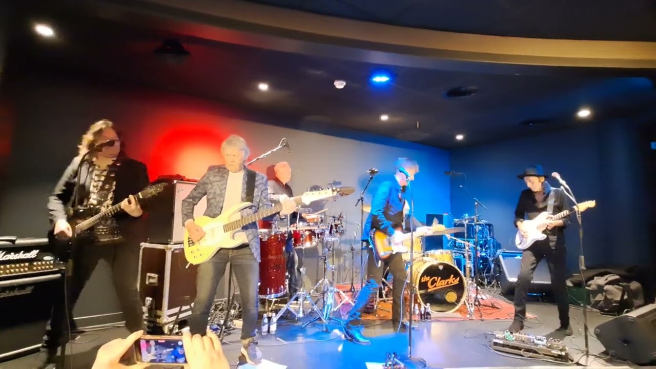 The Devil Made Me Do It * The Clarks met Rinus & Cesar (Golden Earring) Holland Casino