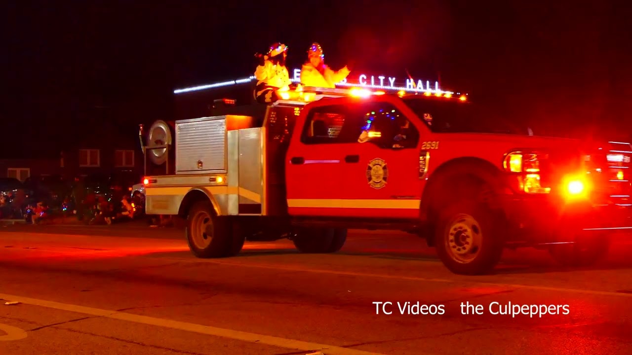 Ennis Texas Lights of Christmas Parade for 2025  TC Videos, the Culpeppers