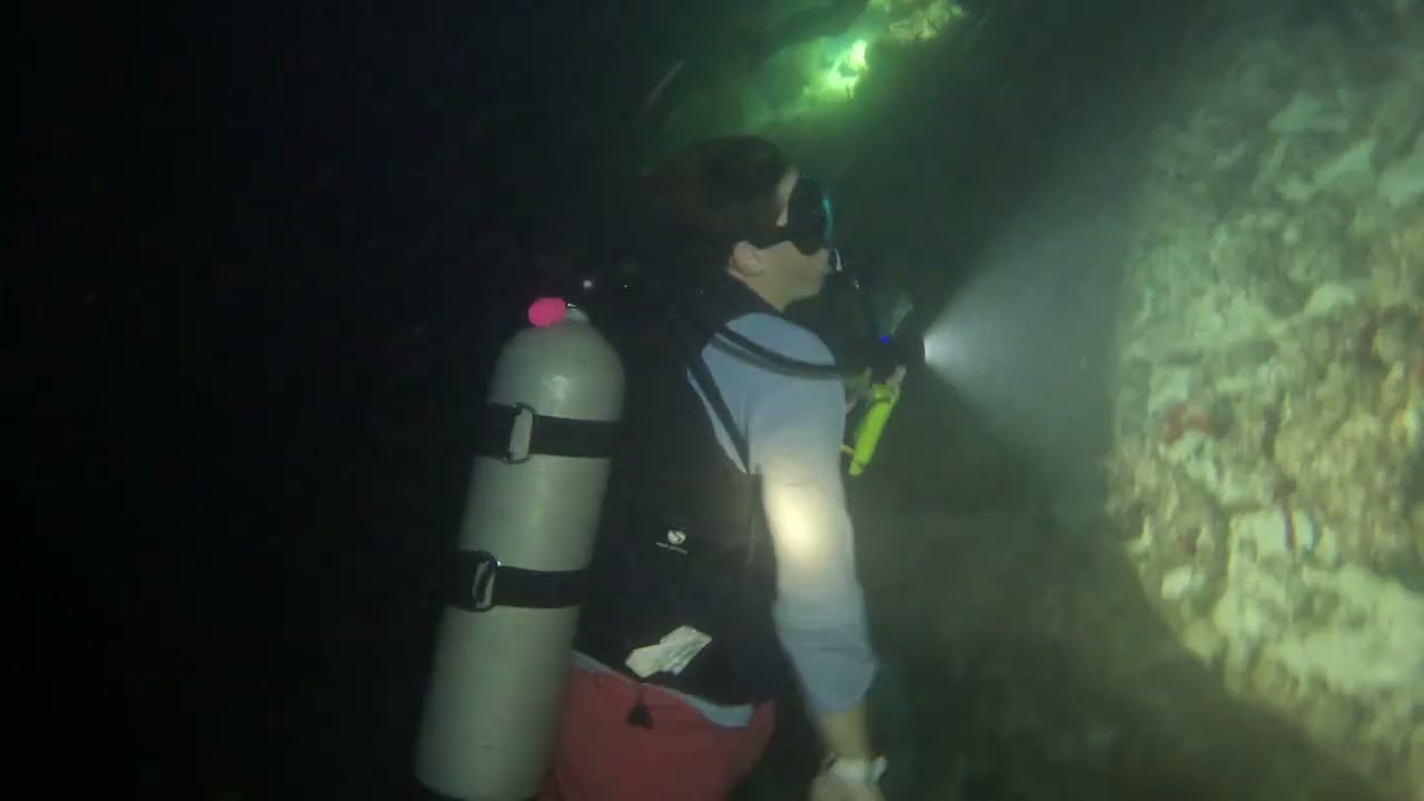 Davey Crocker Key Largo Night Dive p2