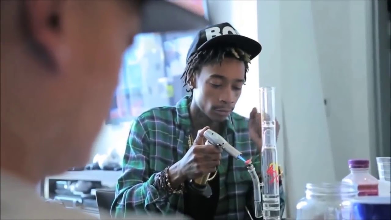 Wiz Khalifa Smoking Weed