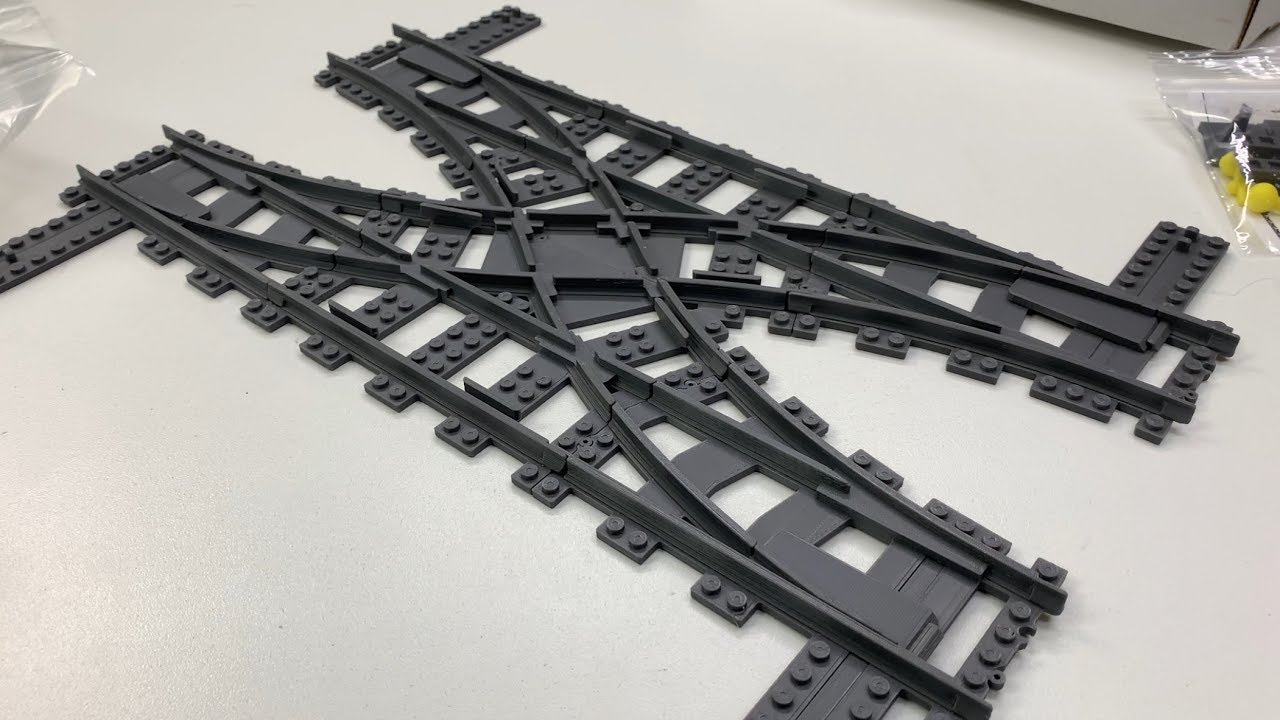 Unboxing 4DBrix Train Crossing Samples