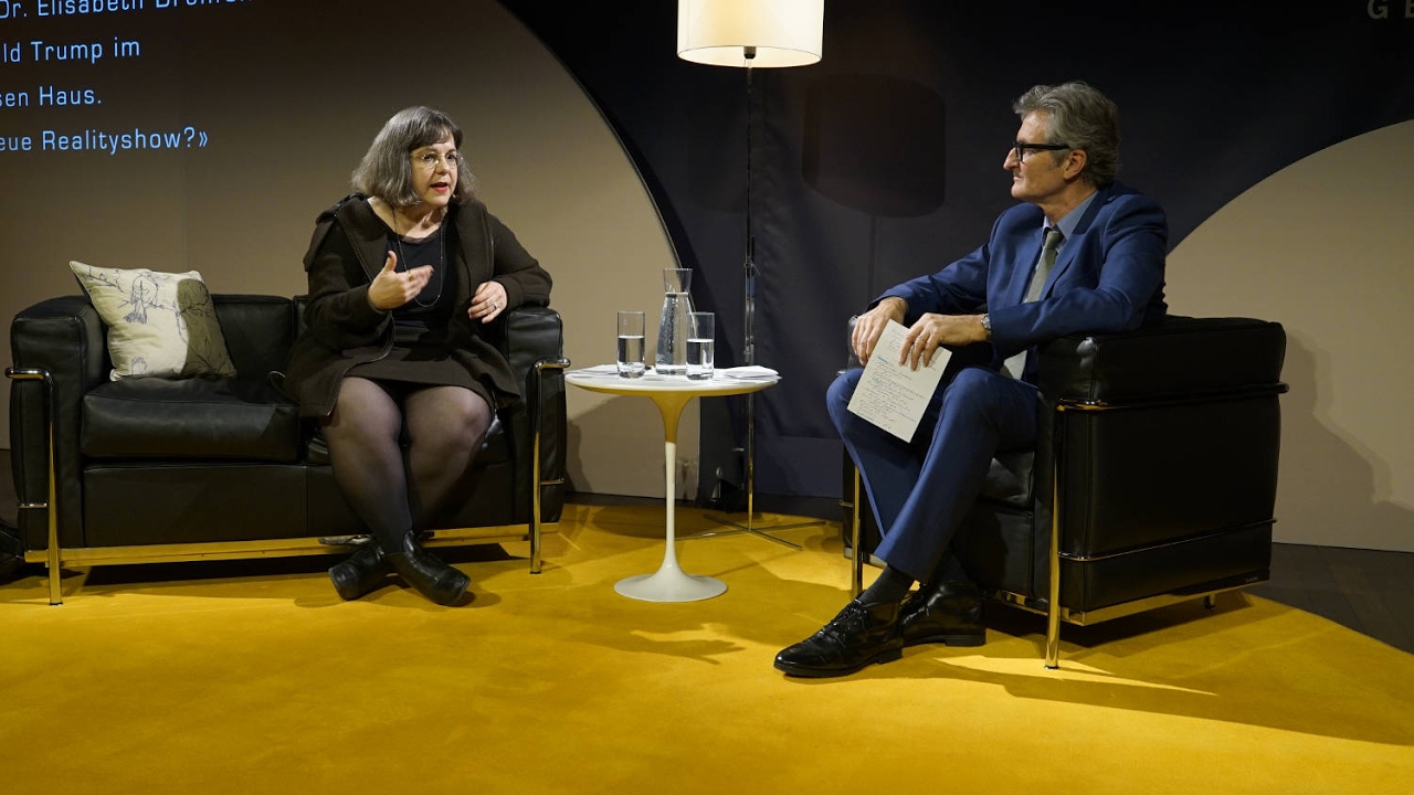 «Trump ist ein hervorragender politischer Schauspieler» - Prof. Dr. Elisabeth Bronfen über Trump