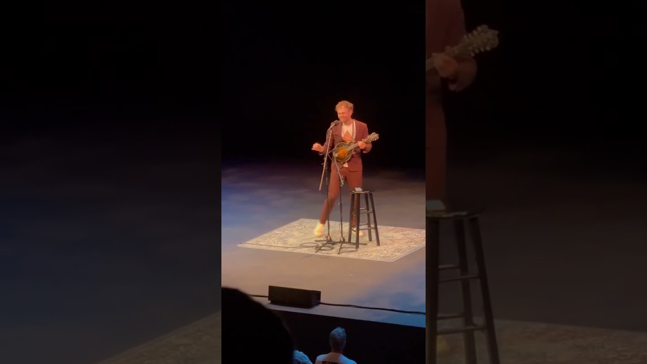 Chris Thile - Weird Fishes (Radiohead cover) 2/27 Berkeley, CA
