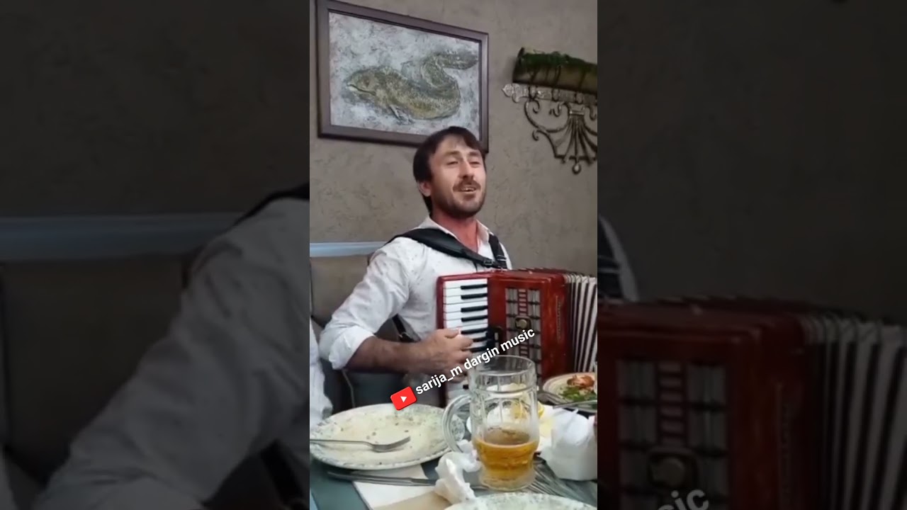 Расул Рамазанов в кругу друзей. Красивый живой звук, как и всегда. 👍👏🔥