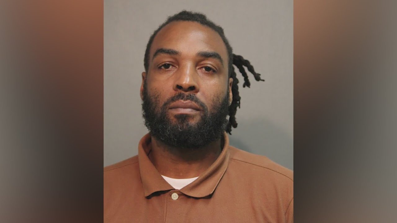 Former Illini football player accused of sex crimes against children in DCFS custody