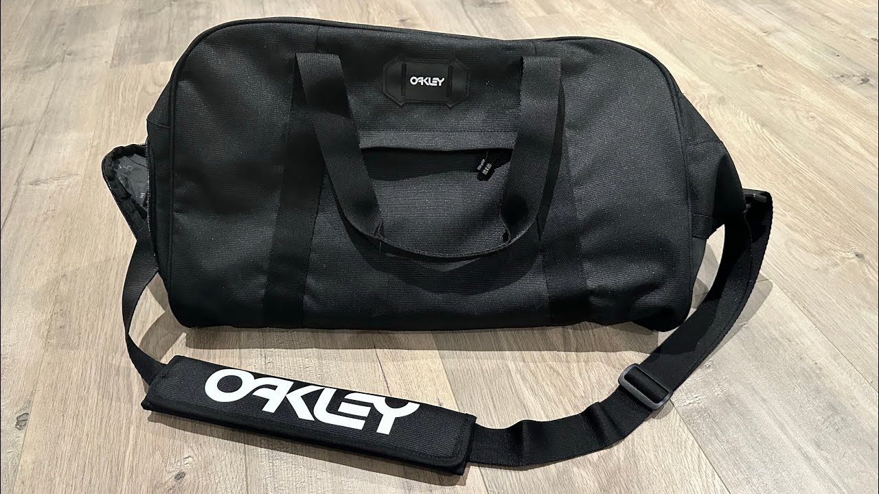 [ep34] Oakley Street Duffle for my Gym Bag
