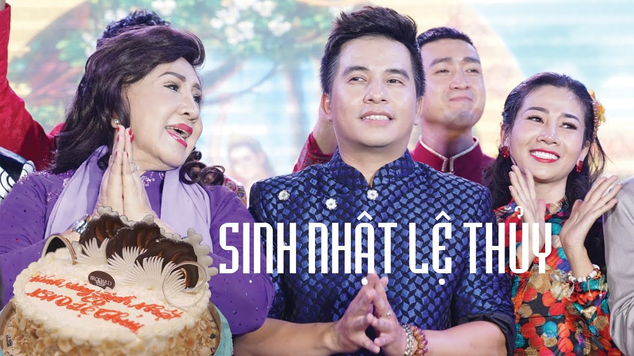 Gia Đình Mừng Sinh Nhật Lệ Thủy
