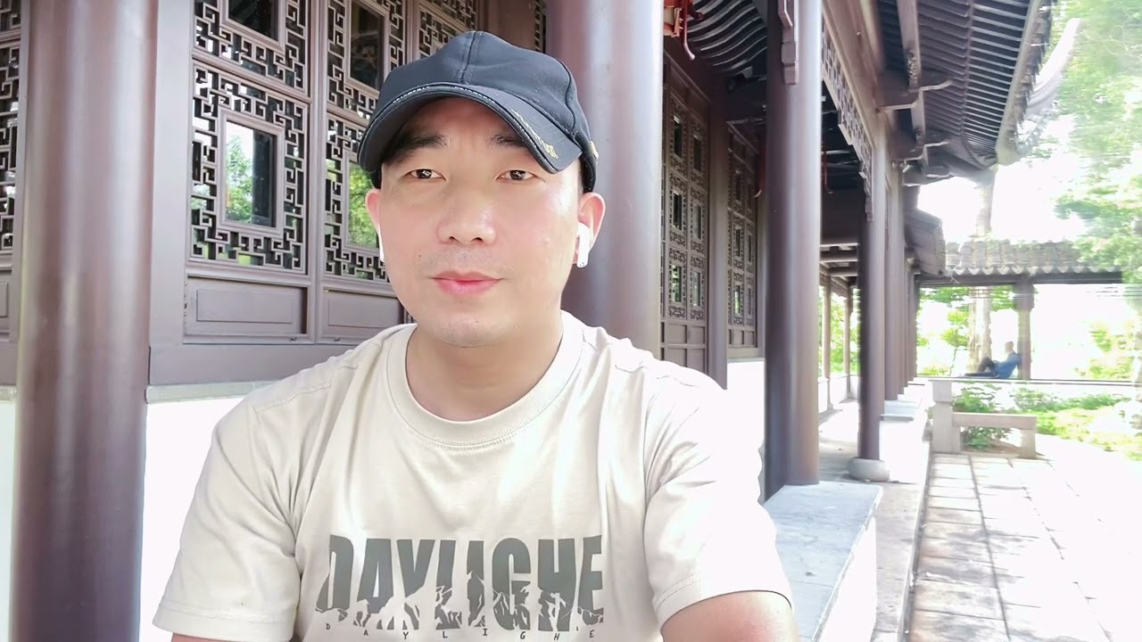不想掏劳务中介费，跳过中介，直接来新加坡找工作，这样行不行