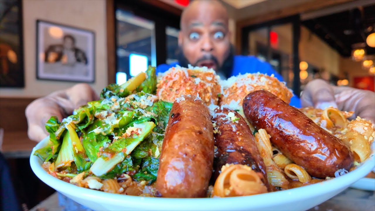 Do ITALIANS Really EAT This GOOD?  | Casadoro Review!