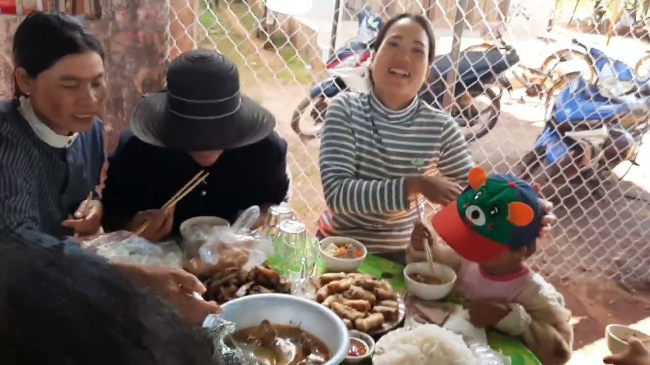 Mừng Ngày Sinh Nhật Truyền Thống Đồng Bao Gia Rai Xã Biển Hô Gia Lai 