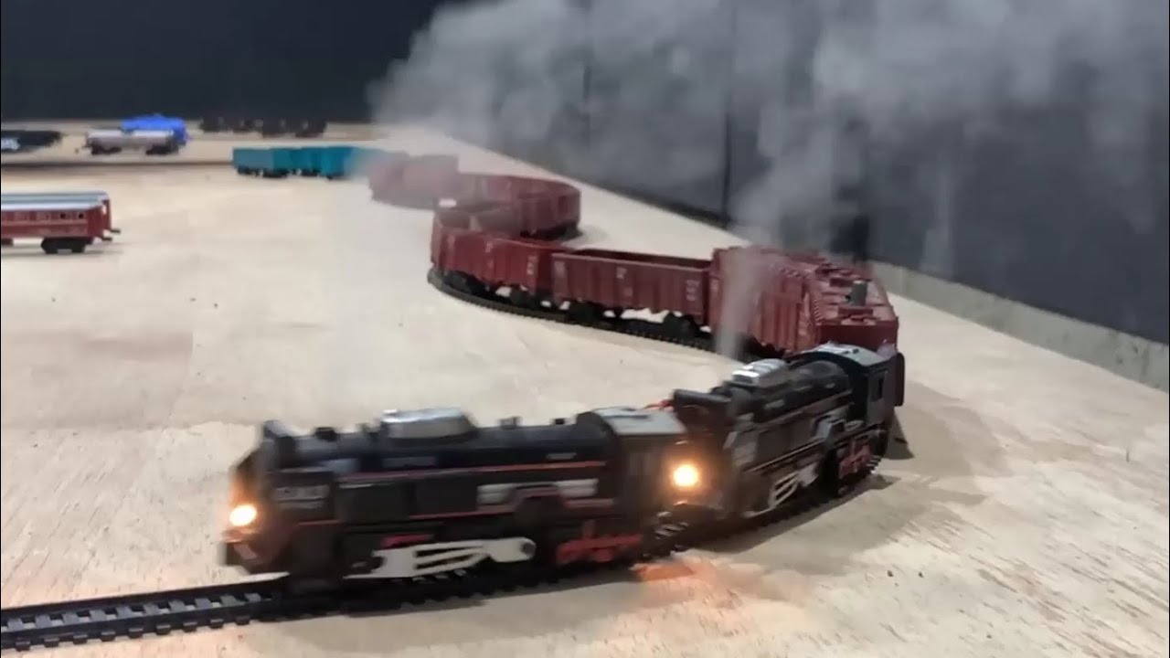 Railking Steam Locomotive Model in Action 0900
