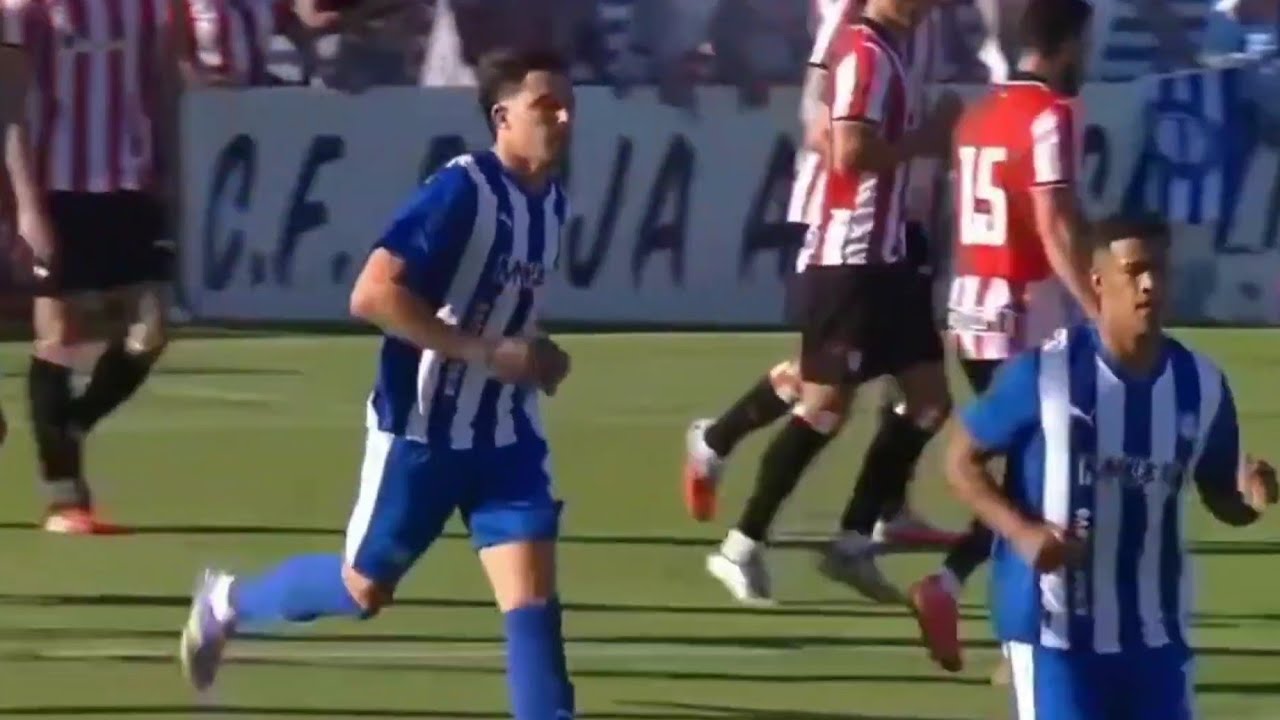Facundo Garc&eacute;s (2) Vs Athletic Bilbao&bull; Malaysia Tanker Defensive Skills Show In Deportivo Alvav&eacute;s