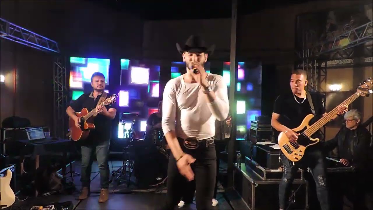 Perigosa e Linda, Lucas Secco, Arena Curitiba Eventos