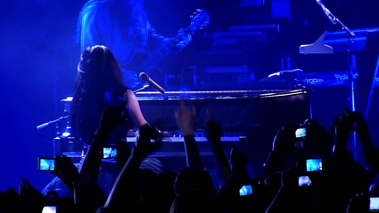 Evanescence - Lost in Paradise (Live at Hammersmith)
