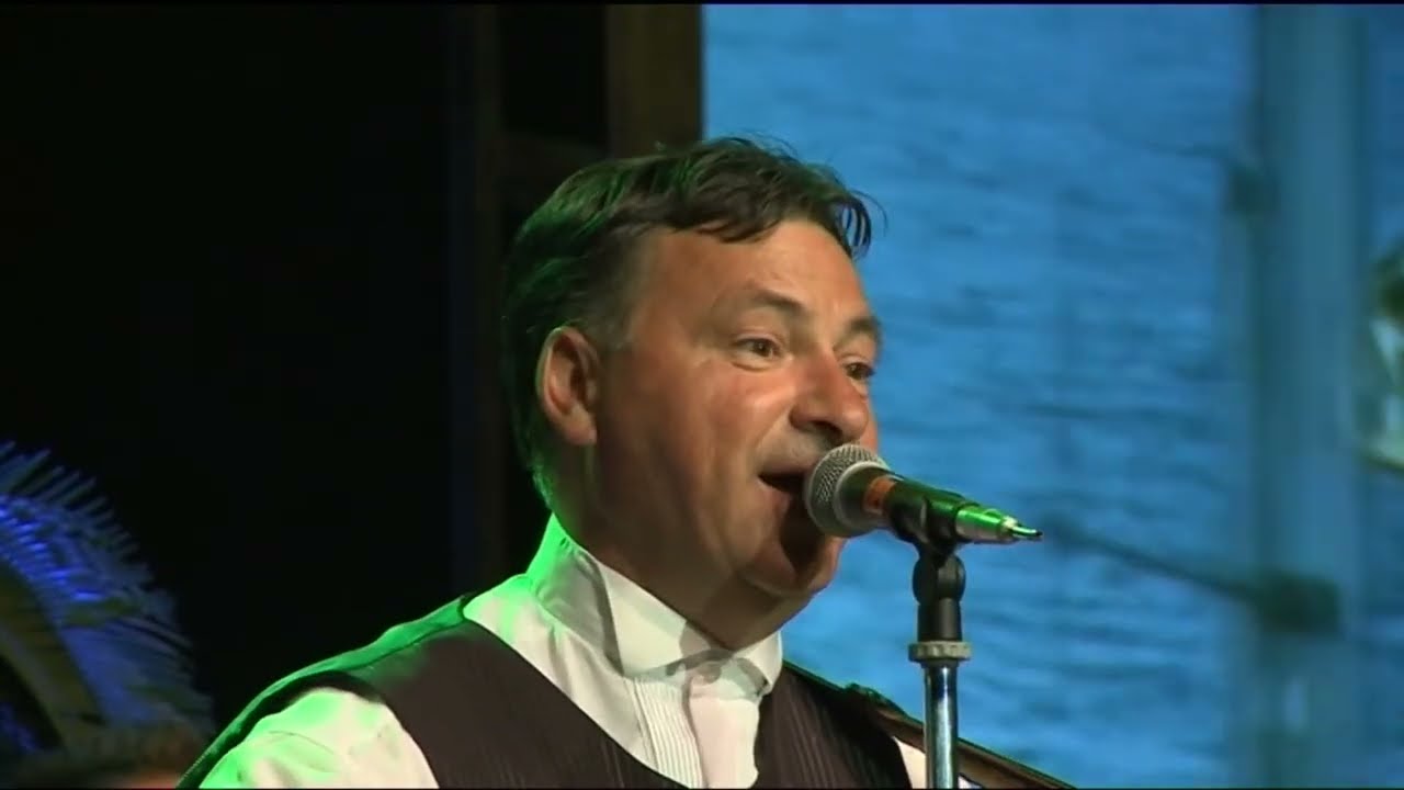 IVAN ŠEGEDIN - NE ZABORAVI ME (TV STUDIO ŠEGEDIN)