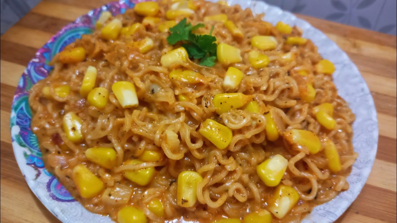 Maggi In Different Style | Sweet Corn Maggi Recipe | अलग तरीके से बनाएं स्वीट कॉर्न मैगी