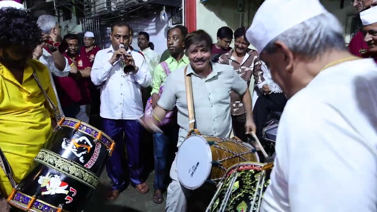 Vijay Chavan Kachi Baja in Lokmanya Ganesh, Bedekar Sadan, Shantaram Chawl & Malini Blocks, Year 124