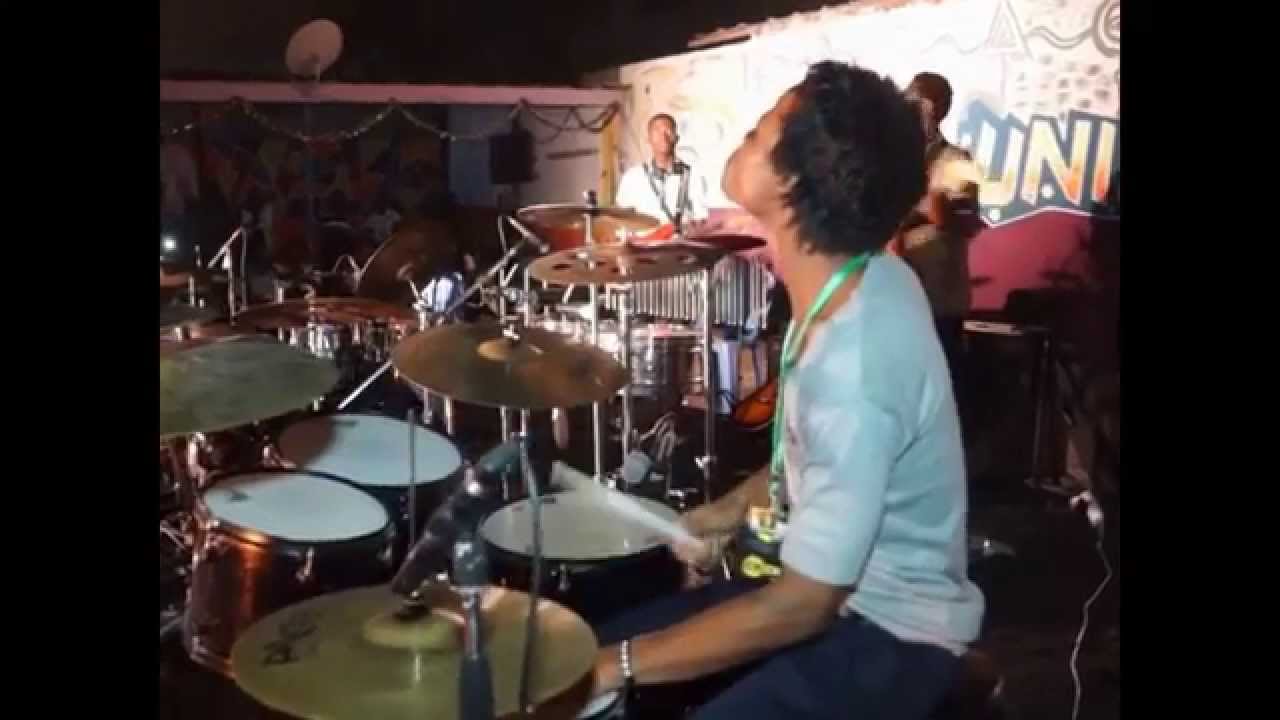 IVOIRE DRUMMING FESTIVAL 2015 MOISE LAVRY