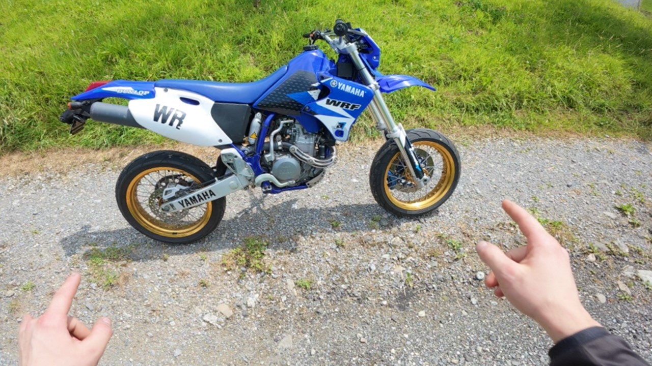 This Is What a Proper Everyday Supermoto Feels Like (WR400F)